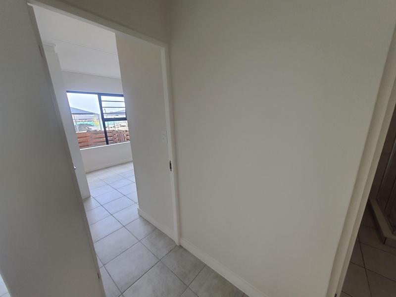 To Let 1 Bedroom Property for Rent in Gordons Bay Western Cape